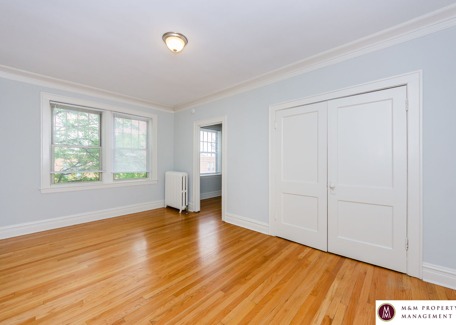 Oak Park Apartment: 1000 North Blvd