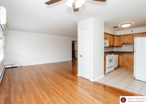 Spacious Newly Updated 2BD! – photo 1
