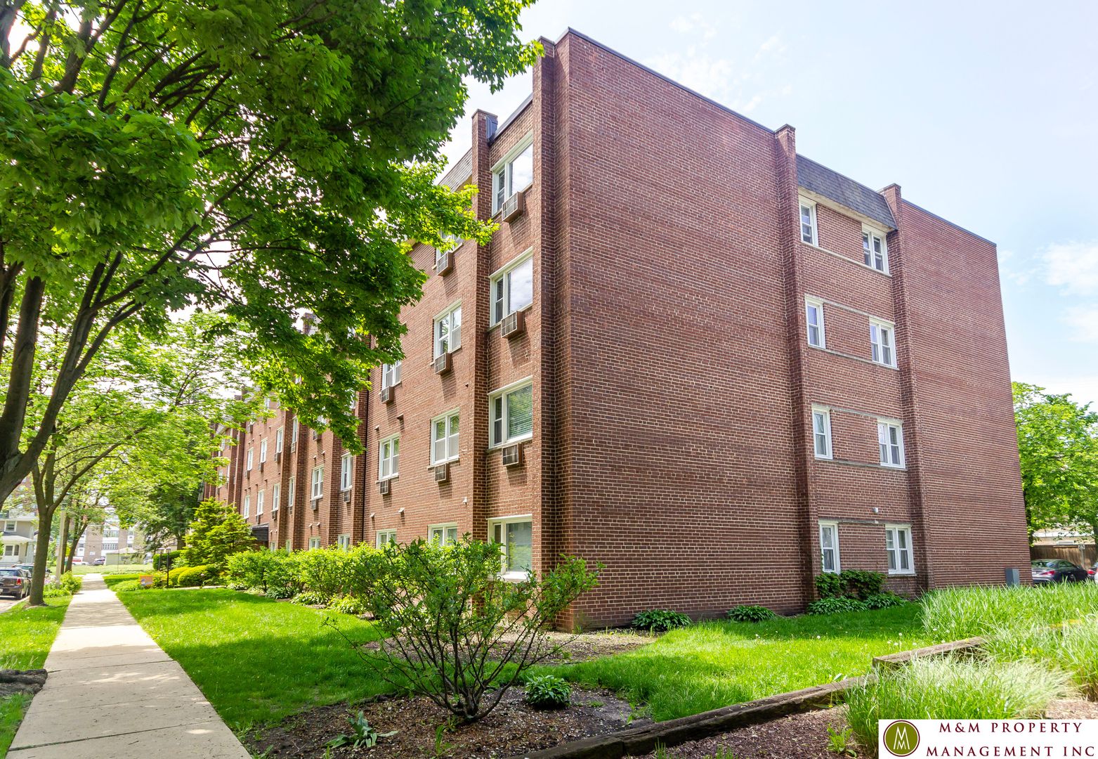 315 N. Maple, Unit 1B, Oak Park, IL 60302