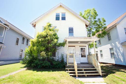 64 Gorham Avenue, 3