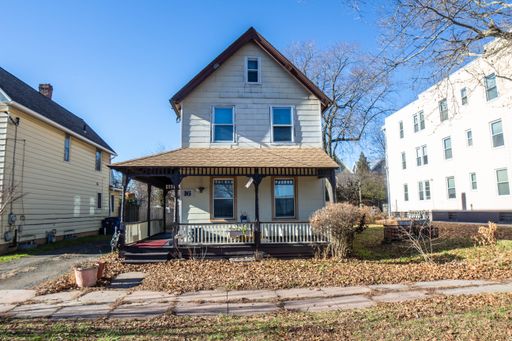 16 Hallock Avenue, 2 – photo 1