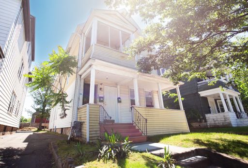 351 Sherman Avenue, 3 – photo 1