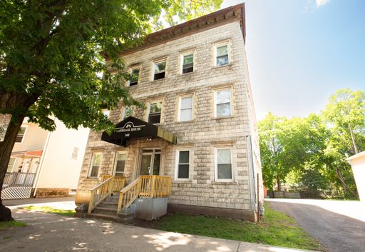 162 Bassett Street, 3 – photo 1