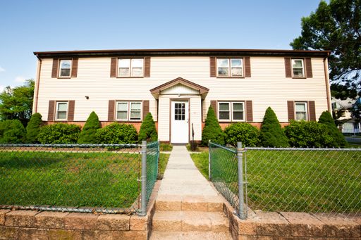 1105 Ella T Grasso Blvd, 2L – photo 1
