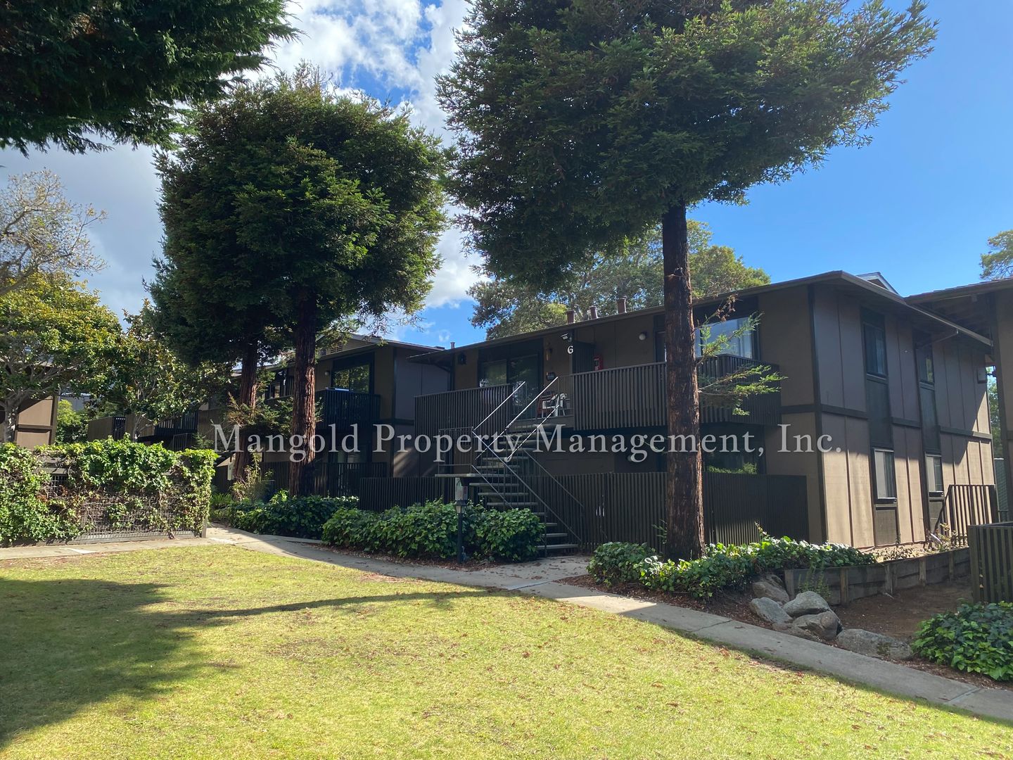 456 Dela Vina Ave J6, Monterey, CA 93940