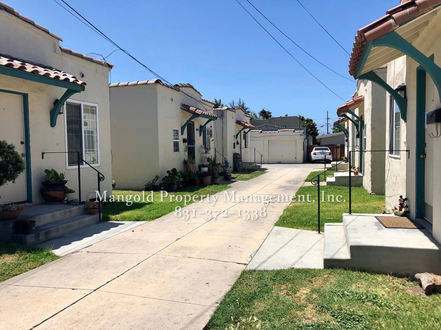 Salinas Apartment: 205-211 Lang Street