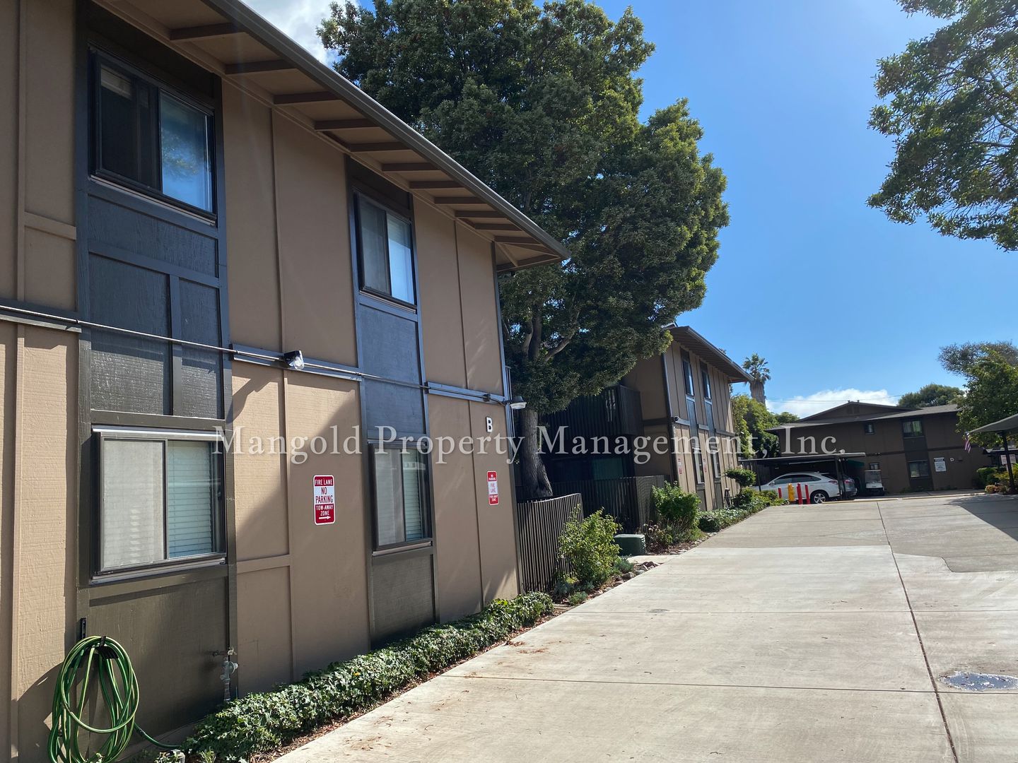 456 Dela Vina Ave J6, Monterey, CA 93940