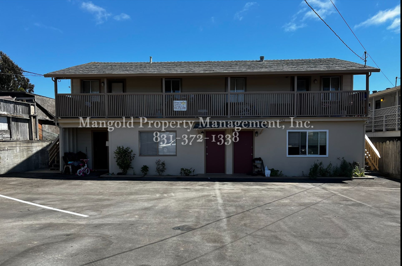 Seaside Apartment: 1292 LaJolla Avenue