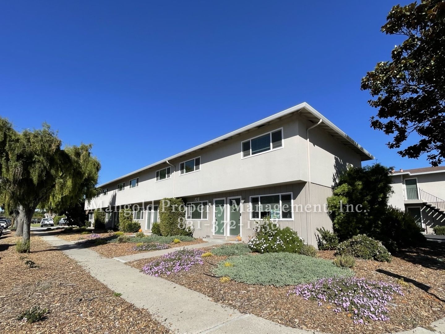 Salinas Apartment: 728 Bellarmine Drive