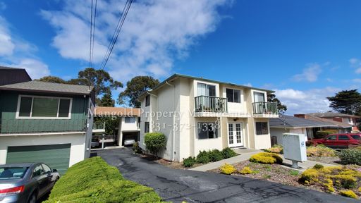 Apartment Centrally Located In Downtown Monterey – photo 1