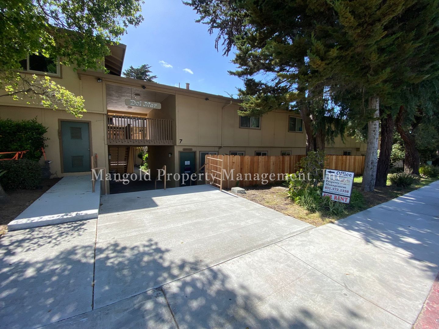 Pacific Grove Apartment: 7 Moreland Ave