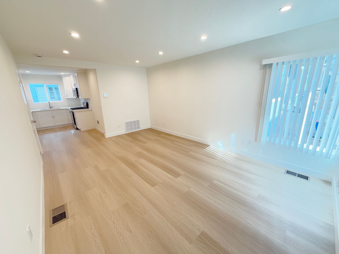 Glendale Apartment: 1235 N Brand Blvd