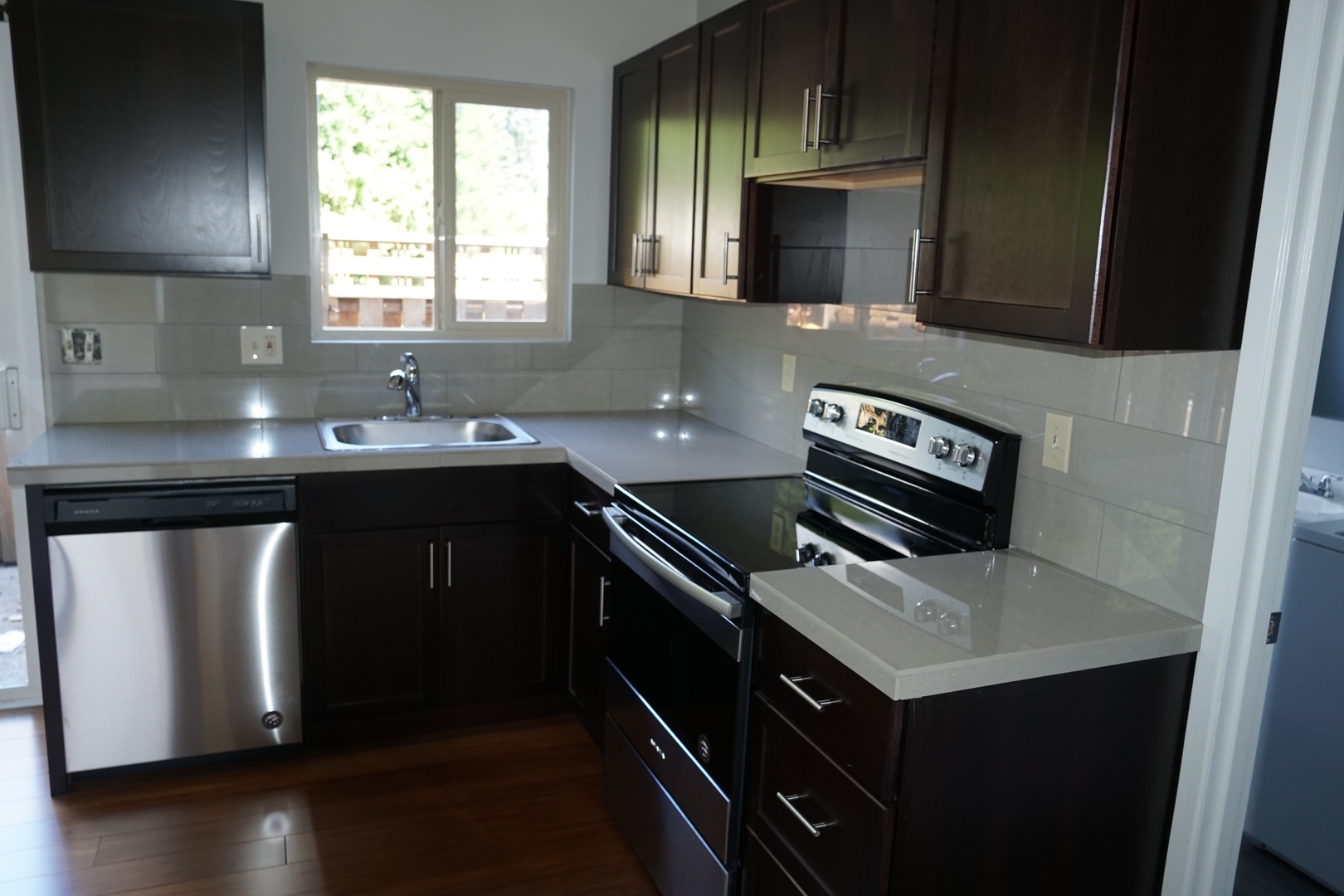 West Linn Apartment: 1684 8th Ave