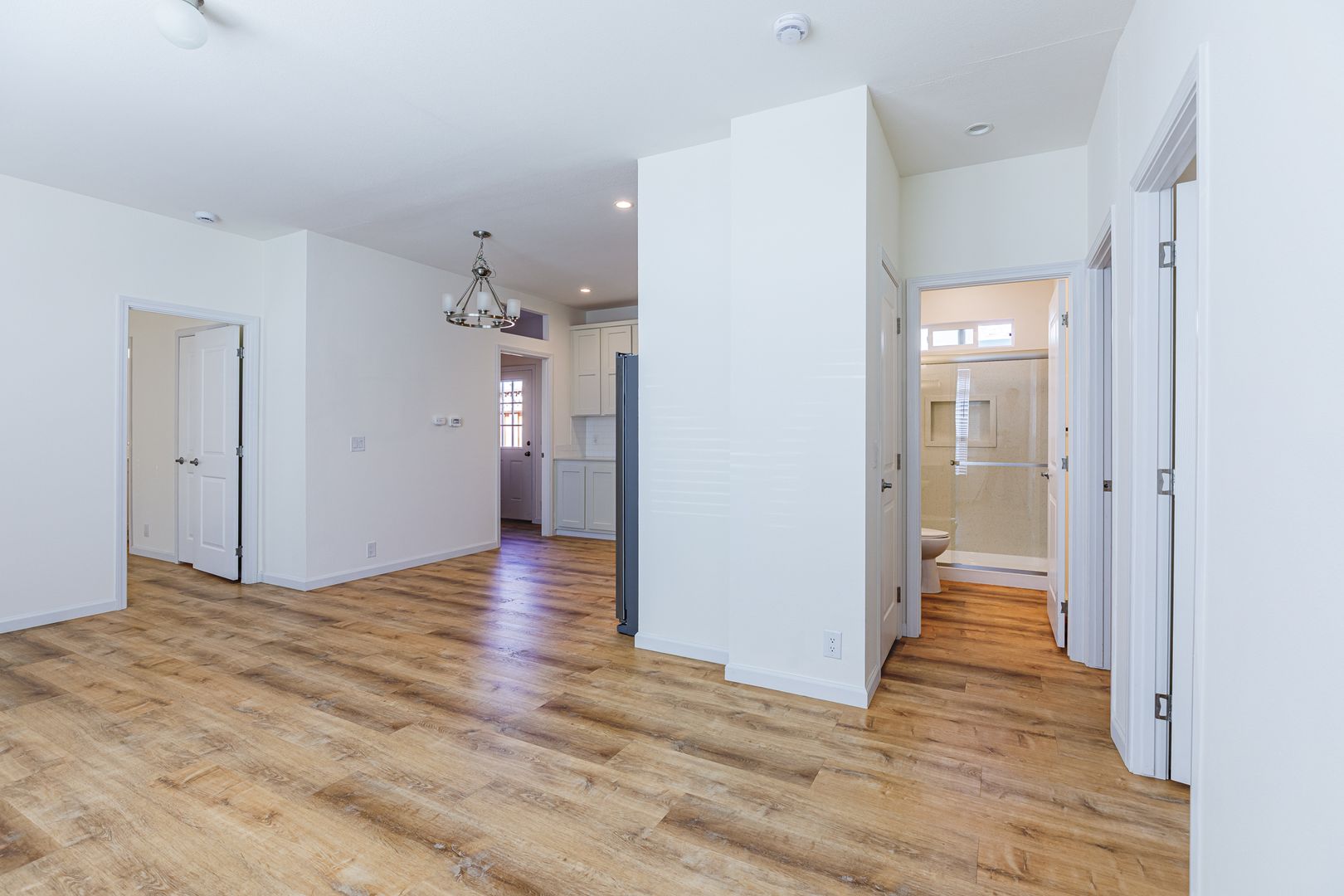 Beautiful Newer 3 Bedroom, 2 Bathroom Stand-Alone Home in Pleasure Point 4 of 12