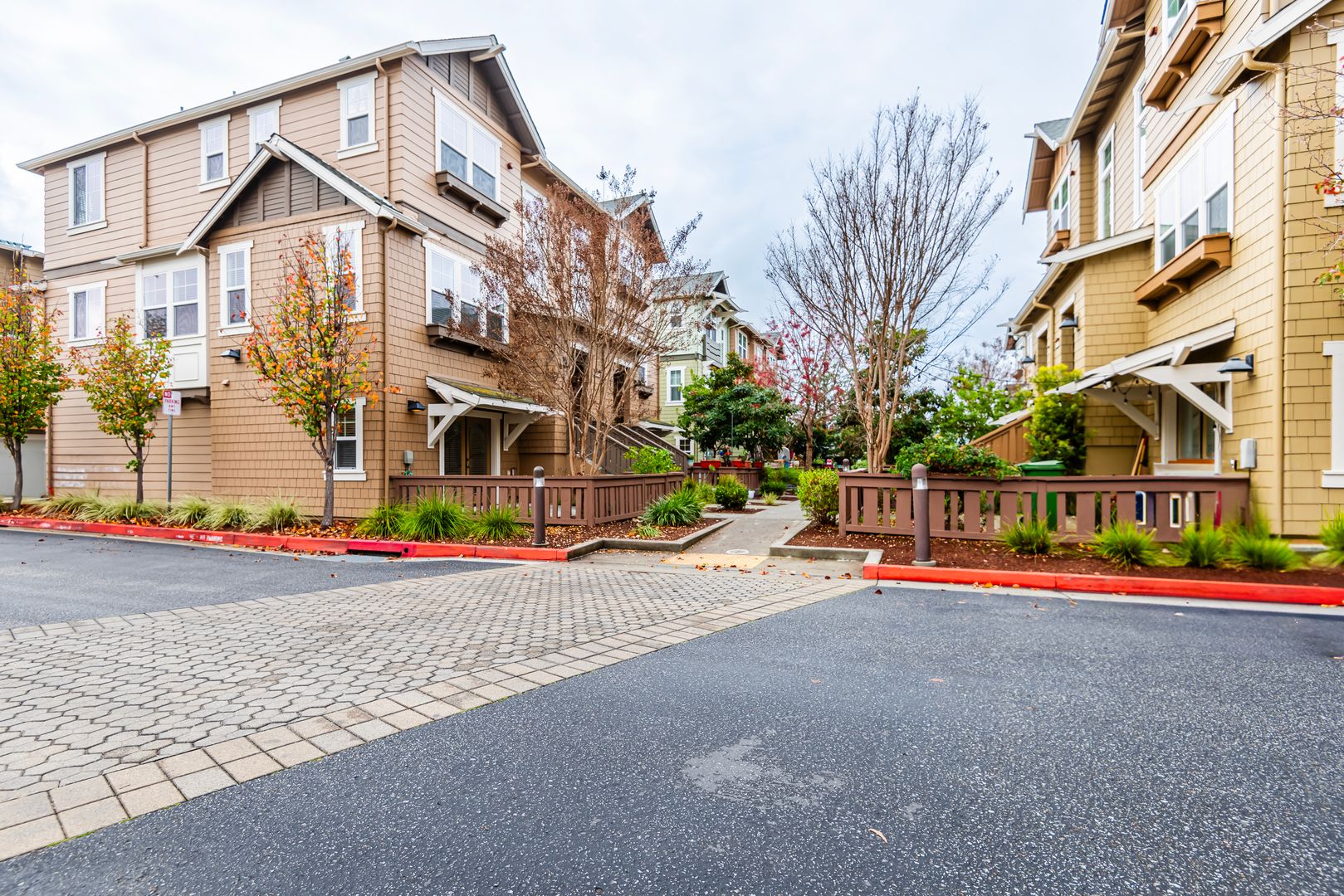 Scotts Valley Townhome: 237 Bluebonnet Lane #601