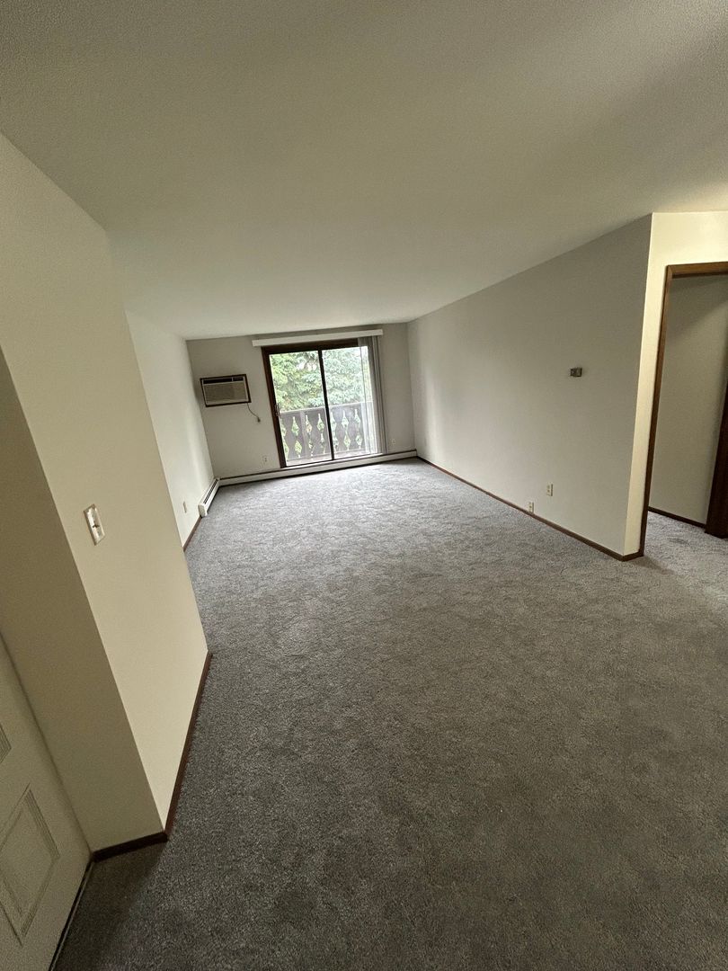 Greenfield Apartment: 10050 W. Beloit Rd.