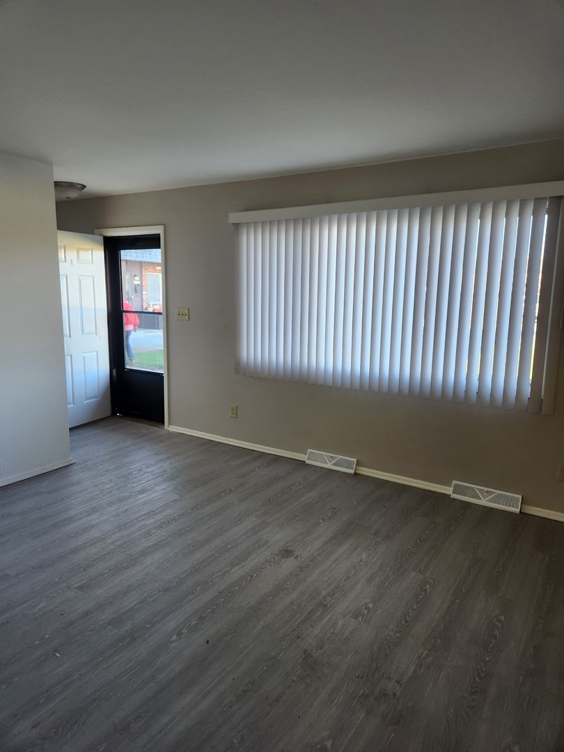 Milwaukee Townhome: 3237-3275B S. 99th St.