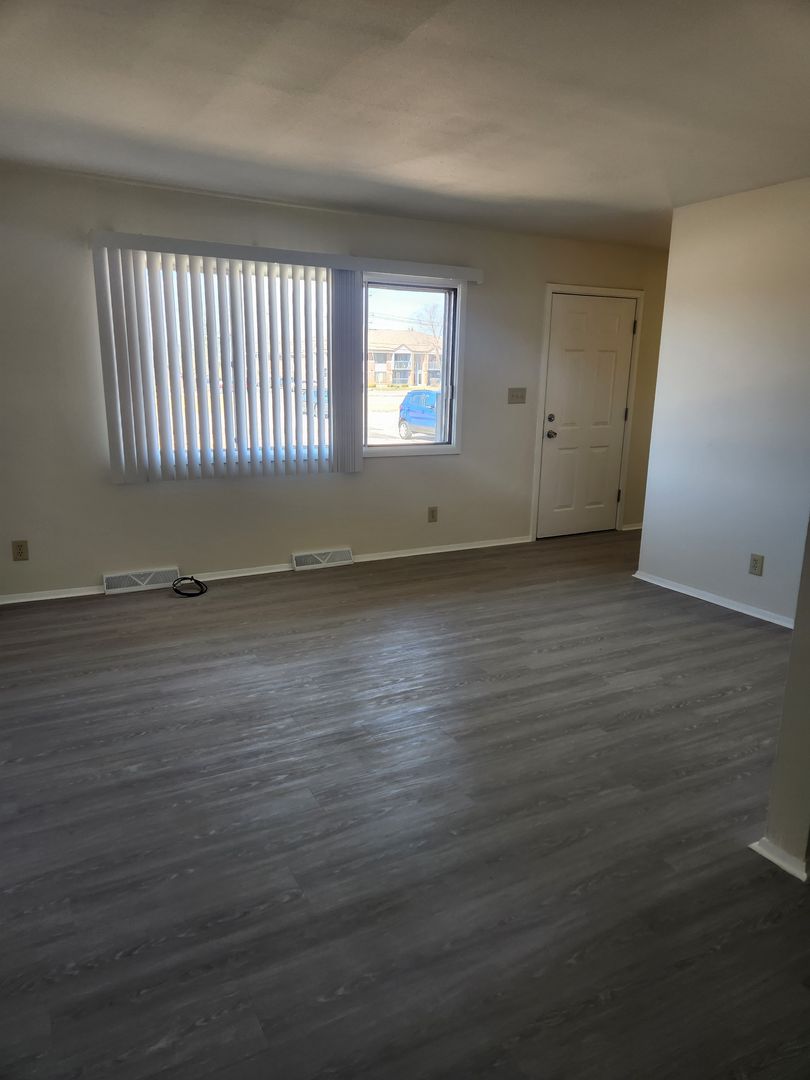 Milwaukee Townhome: 3237-3275B S. 99th St.