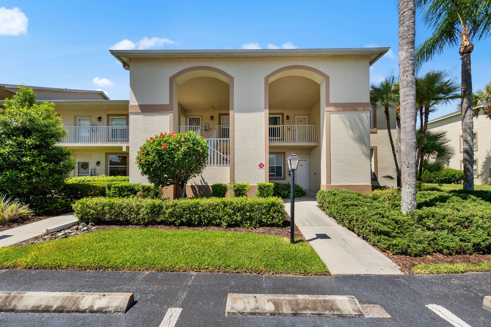 ESTERO House: 21330 LANCASTER RUN #1228