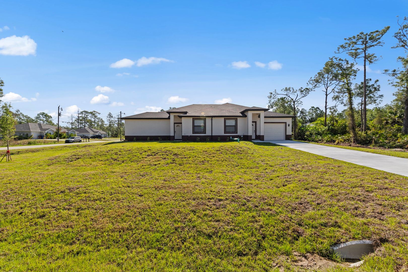 LEHIGH ACRES House: 1938 LAVERNA AVE