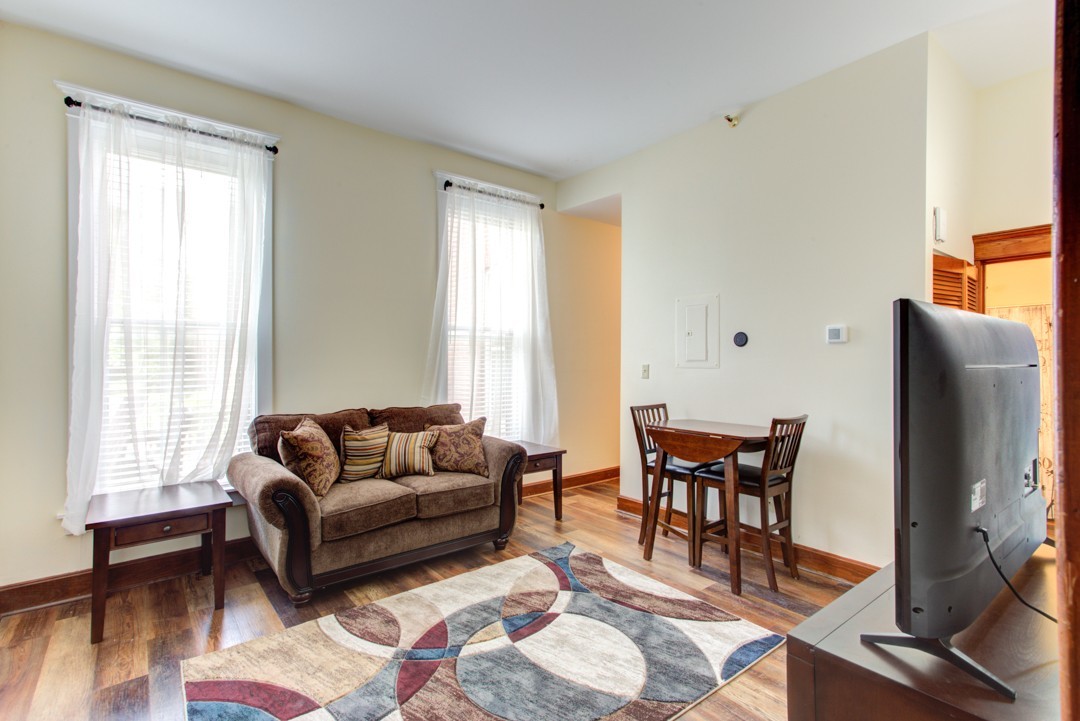 Evansville Apartment: 1320 SE 2nd Street