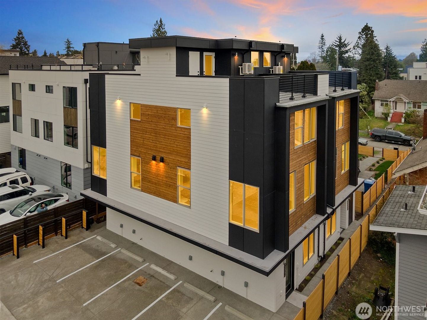 Seattle House: 8309 13th Ave NW, Unit B
