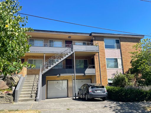 Wallingford 2-Bed Condo with Garage! – photo 1