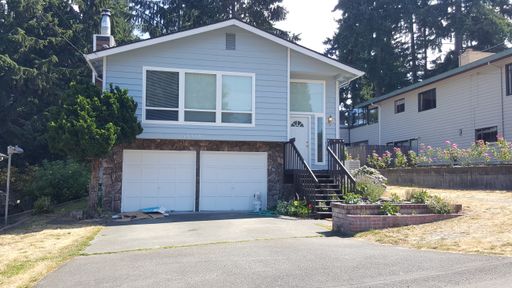 10308 12th Ave NE – photo 1