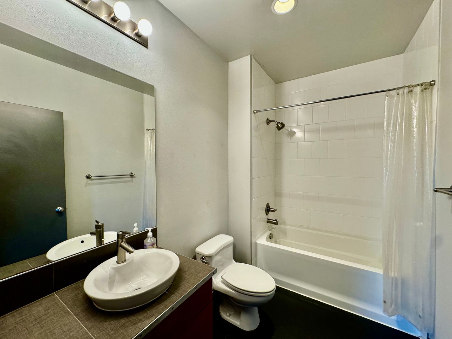 1414 BL HOANG 10 of 11