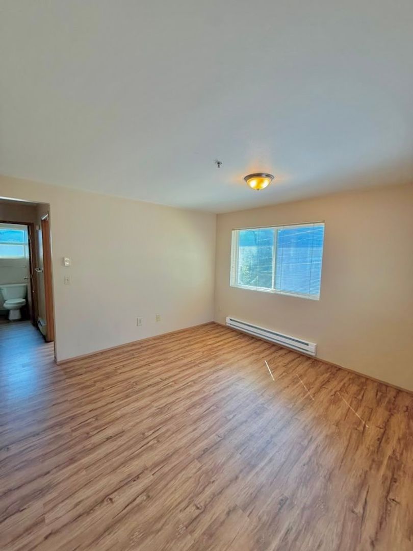 4236 TM Montlake Villas LLC 4 of 12