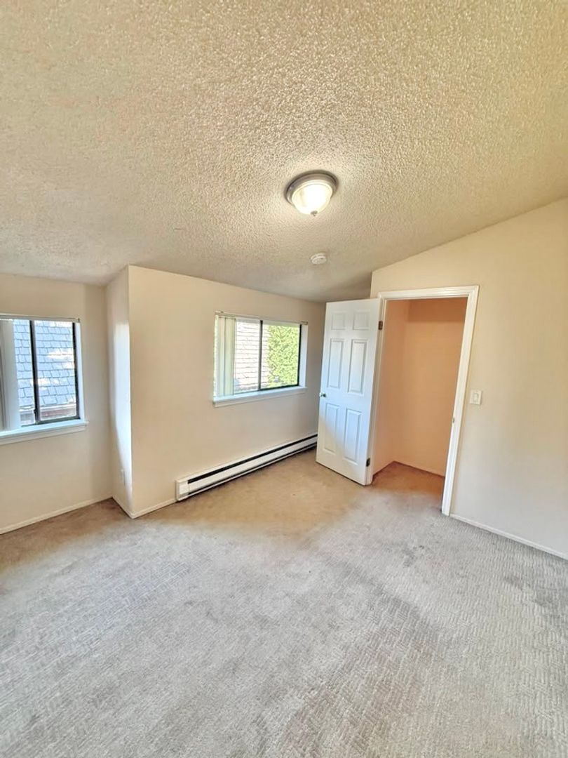 Modern 2-Bedroom Loft-Style Apartment in the Heart of the U-District | Tour Today! 10 of 12