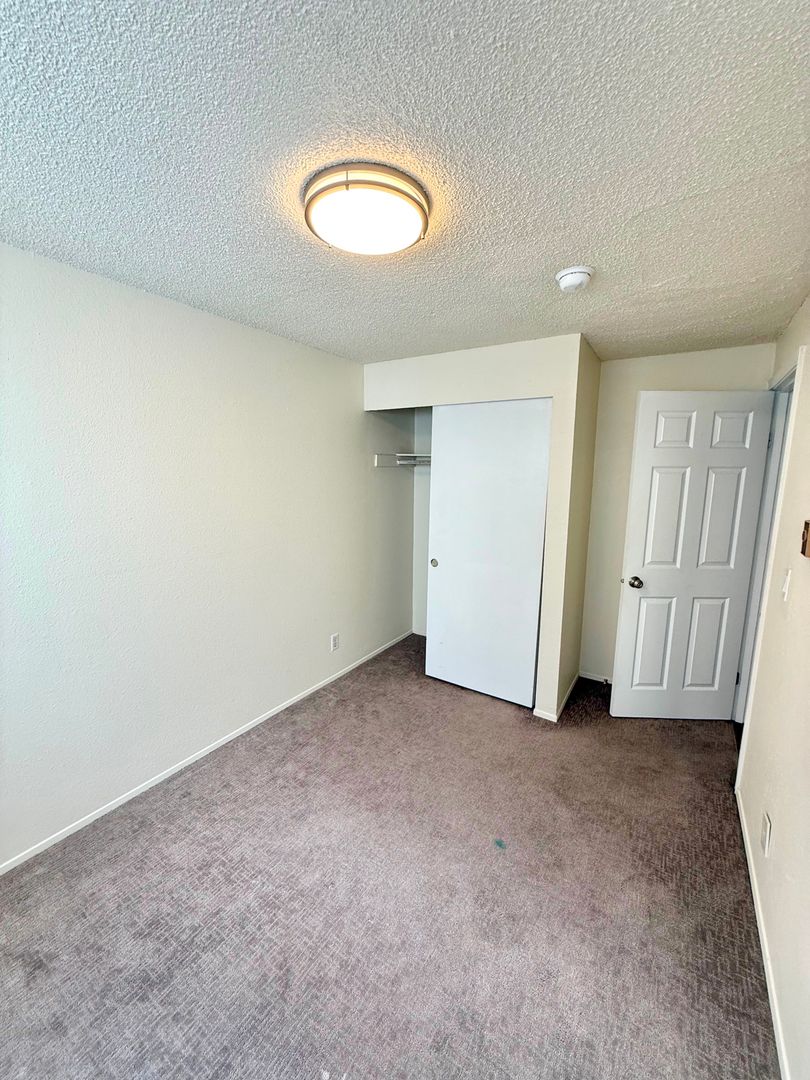 Spacious 2-Bedroom U-District Apartment | Tour Today! 15 of 20