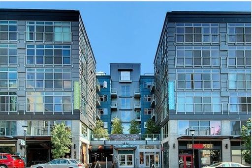1 bedroom, 1 bathroom Condo with City View! – photo 1