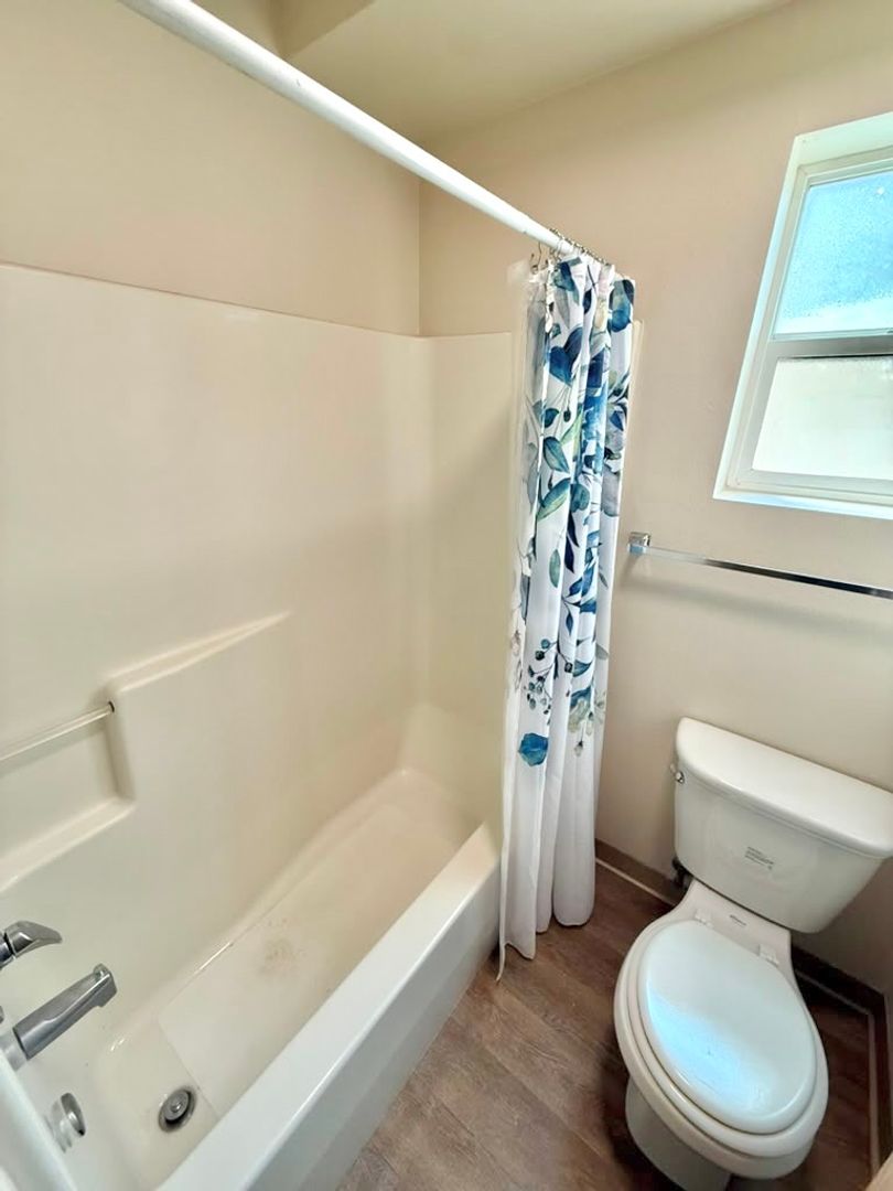 4236 TM Montlake Villas LLC 20 of 26
