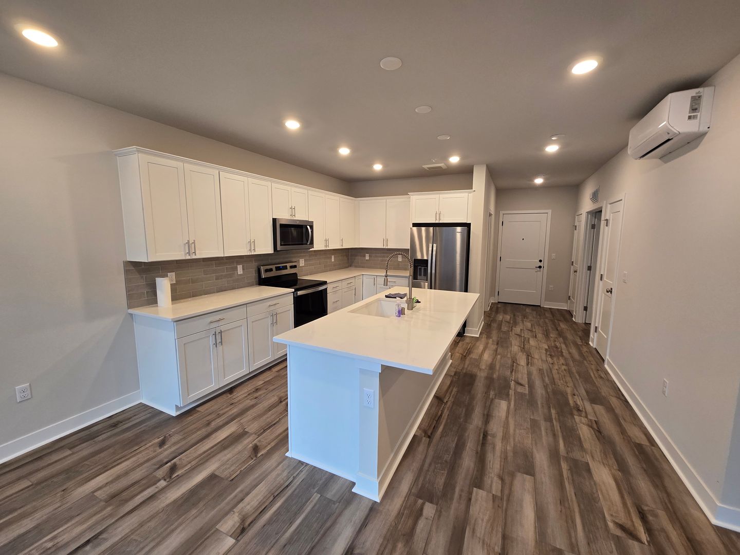 One Bedroom with Office