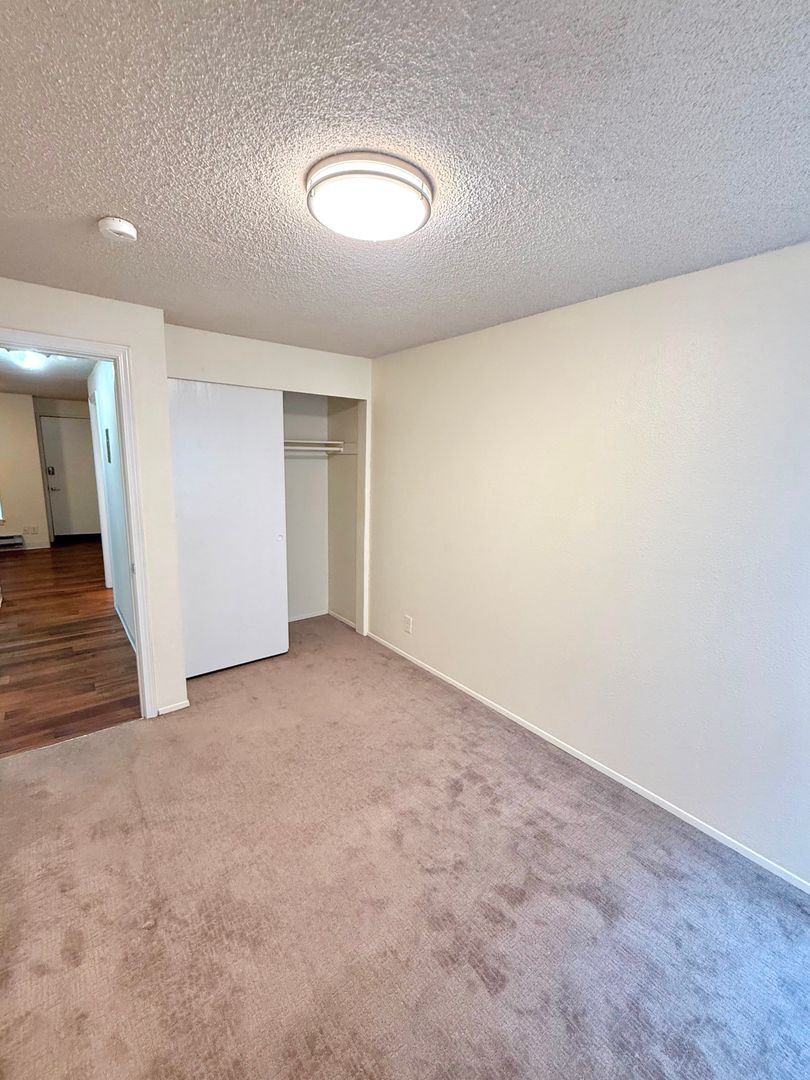 Spacious 2-Bedroom U-District Apartment | Tour Today! 11 of 12