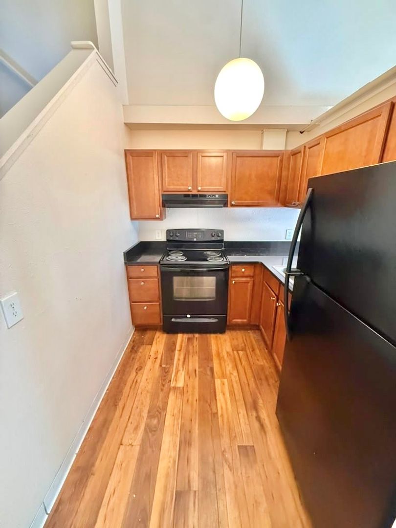 Modern 2-Bedroom Loft-Style Apartment in the Heart of the U-District | Tour Today! 3 of 12