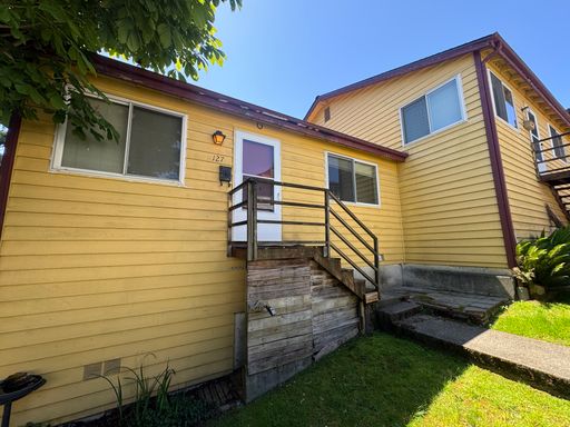 Adorable 1bd in Madison neighborhood! – photo 1