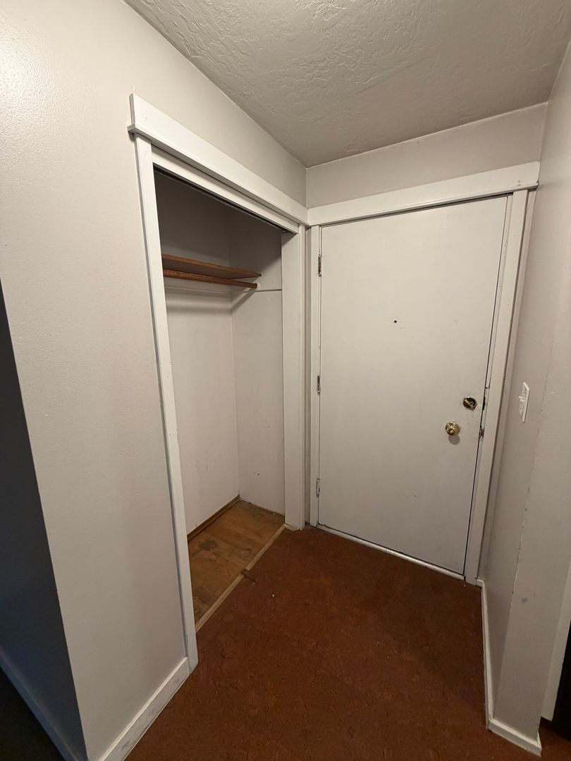Bright & Comfortable 2-Bedroom Rental- 1 Month of rent concession 7 of 7