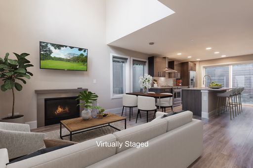Welcome Home Modern Townhome in the heart of Freemont – photo 1