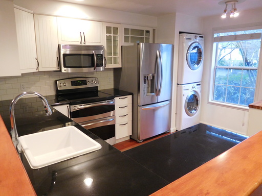 RENTED - Easy Living In Gorgeous Townhouse – photo 1