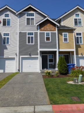 Available Now! Luxury Townhouse in Renton - Great Location! – photo 1