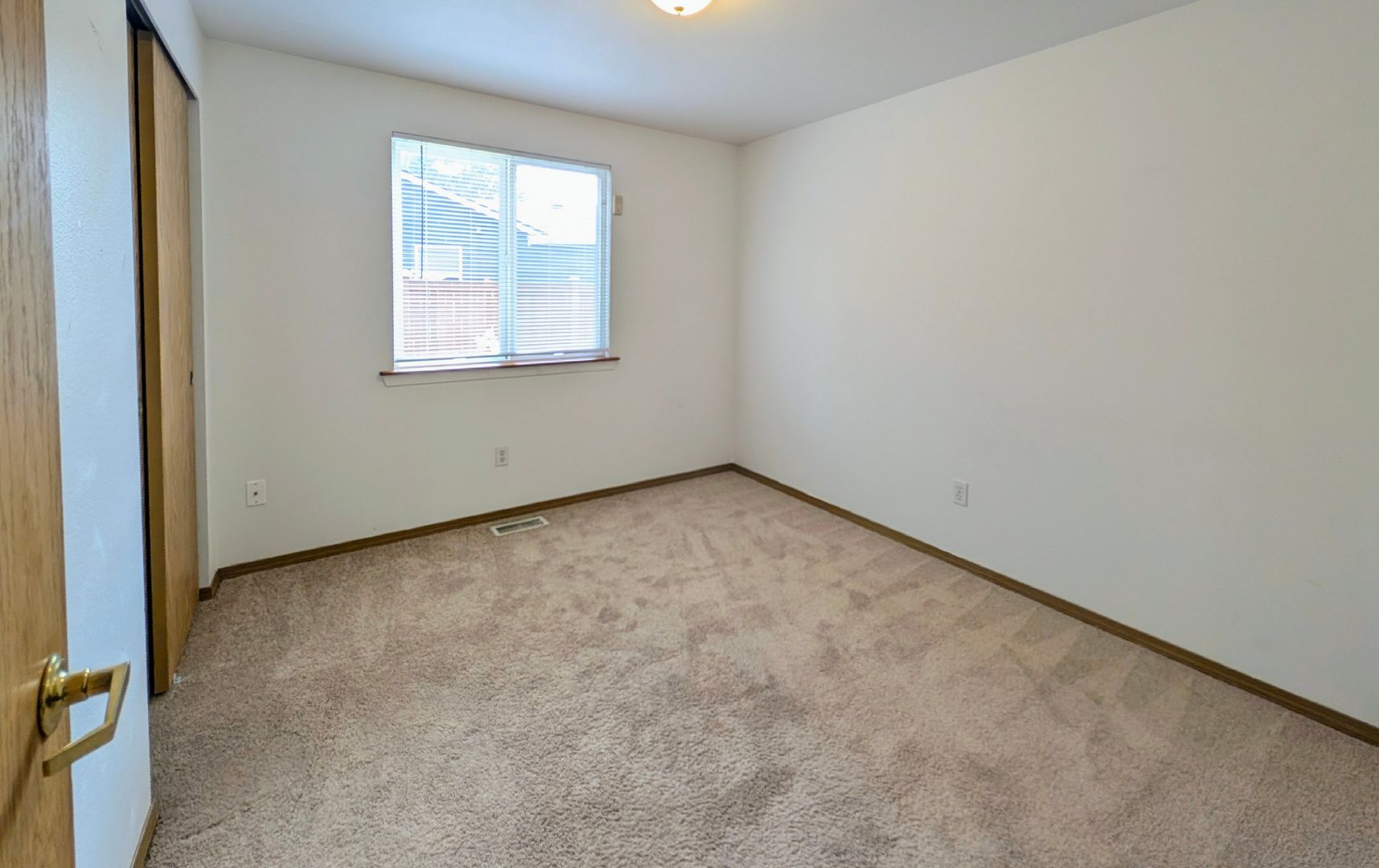 8228 TLC GRESHAM 10 of 12