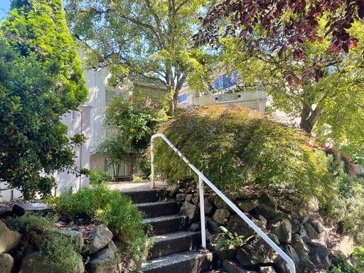 Lake Union View Condo! – photo 1