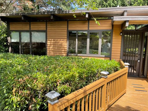 Spacious 3bd in heart of Kenmore! – photo 1