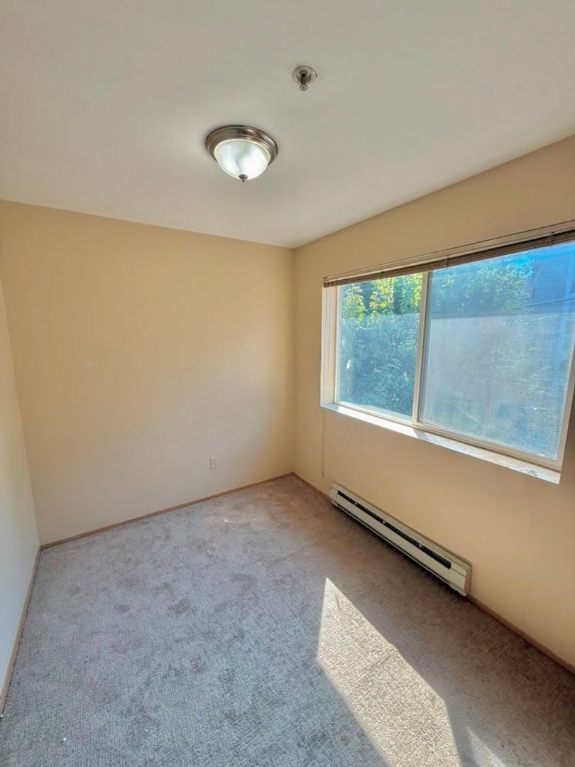 4236 TM Montlake Villas LLC 10 of 12