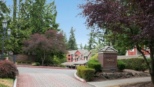 Mill Creek 3 Bedroom Ground Floor Corner Condo