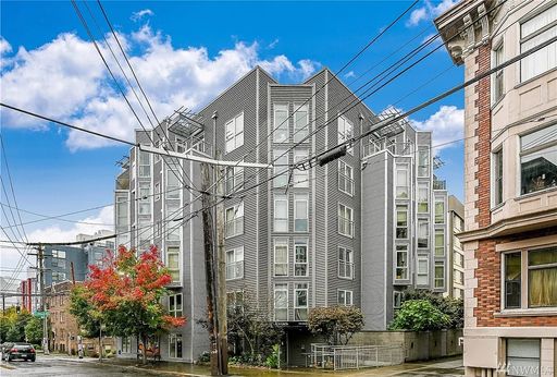 Welcome home to Capitol Hill - Close to all Seattle Offers secured Garage Parking Included – photo 1