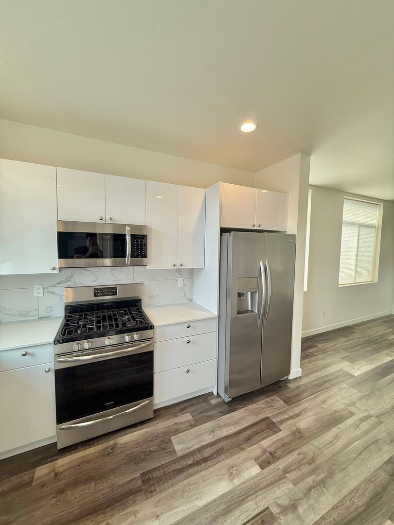 5203 TM KIM &amp; JOE NW LLC 7 of 12