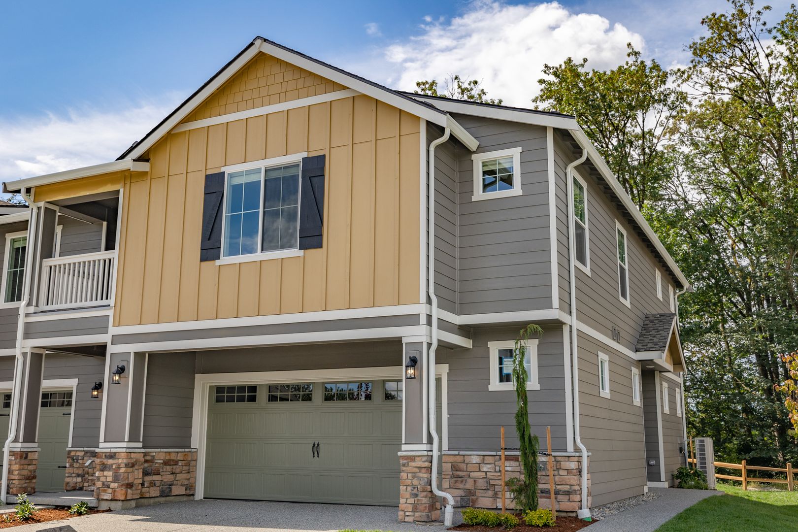 Arlington House: 8724 E Gilman Ave